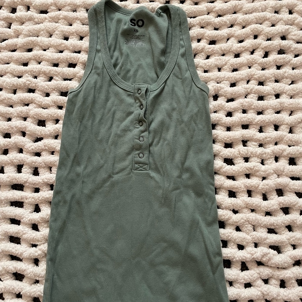 SO Women's Sage Button-Front Tank Top